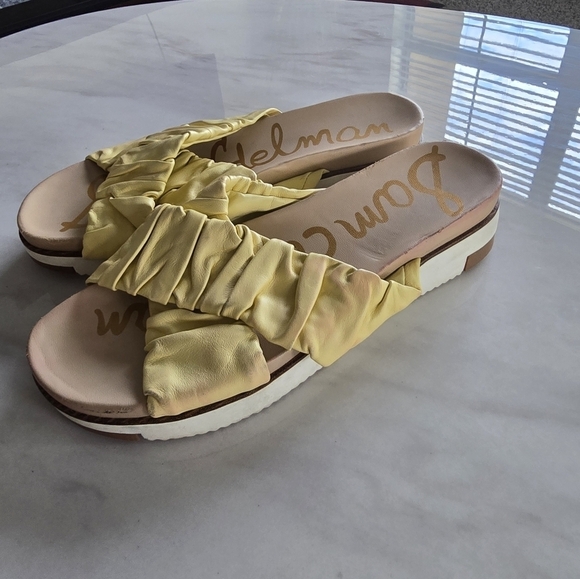 Sam Elderman Sandal Womens Sz 7 Gold Slippers Aliana Sport Comfort Flaw - Picture 14 of 15